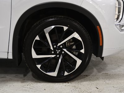 Mitsubishi Outlander  2024 à St-Bruno, Québec
