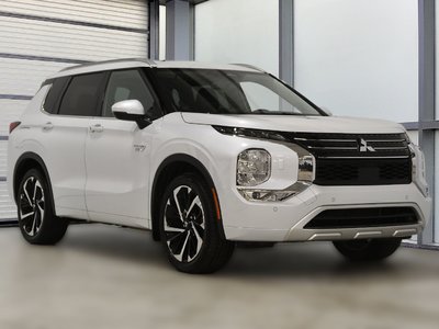 Mitsubishi Outlander  2024 à St-Bruno, Québec
