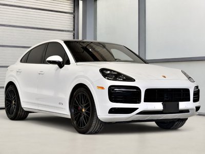 Porsche Cayenne Coupe  2022 à St-Bruno, Québec