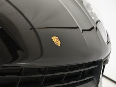 Porsche Macan  2023 à St-Bruno, Québec