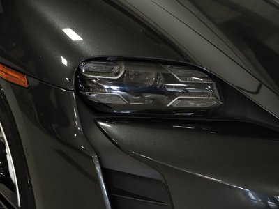 Porsche Taycan  2020 à St-Bruno, Québec