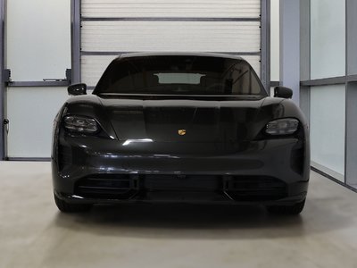 Porsche Taycan  2020 à St-Bruno, Québec