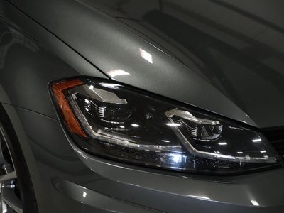 2018 Volkswagen Golf R in St-Bruno, Quebec