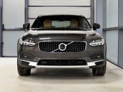 2024 Volvo V90 Cross Country in St-Bruno, Quebec