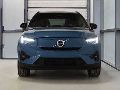 Volvo XC40 Recharge Pure Electric  2023 à St-Bruno, Québec