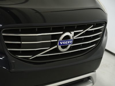 Volvo XC60  2017 à St-Bruno, Québec