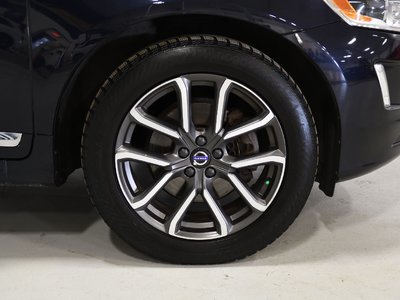 Volvo XC60  2017 à St-Bruno, Québec