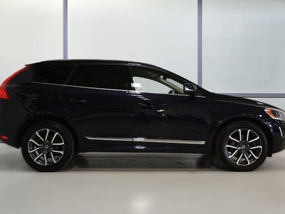 Volvo XC60  2017 à St-Bruno, Québec