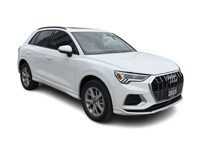 Audi Q3  2023 à Thornhill, Ontario