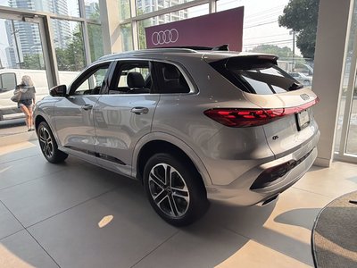 2026 Audi Q5 in Thornhill, Ontario