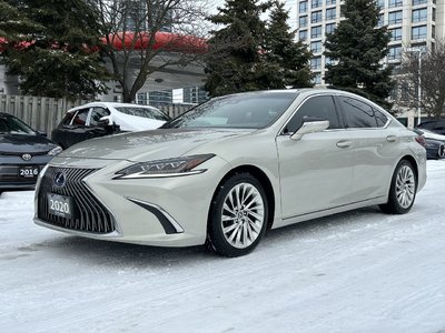 Lexus ES300h  2020 à Thornhill, Ontario