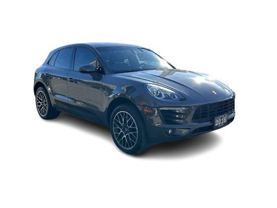 Porsche Macan  2016 à Thornhill, Ontario