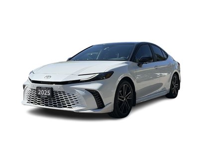 Toyota Camry Hybrid  2025 à Thornhill, Ontario