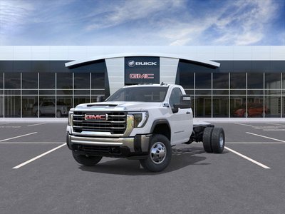 2026 GMC Sierra 3500CC PRO DRW