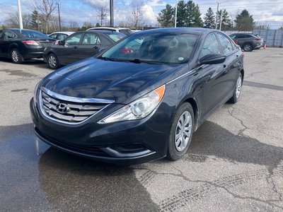 Hyundai Sonata GL - SIÈGE CHAUFFANT - BLUETHOOT 2012 NOUVEL ARRIVAGE - CAROSSERIE TRÈS PROPRE PAS DE ROUILLE