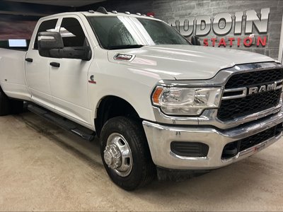 2023 Ram 3500 CREW