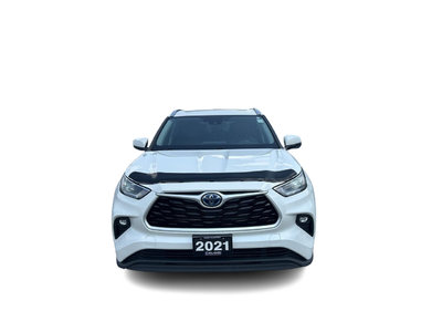 2021 Toyota Highlander hybrid in Barrie, Ontario