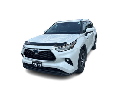 2021 Toyota Highlander hybrid in Barrie, Ontario