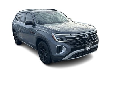 2024 Volkswagen Atlas in Barrie, Ontario