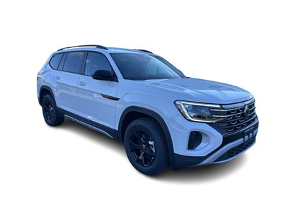 2025 Volkswagen Atlas in Barrie, Ontario