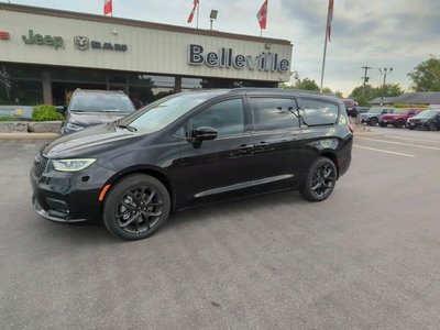 2024 Chrysler Pacifica