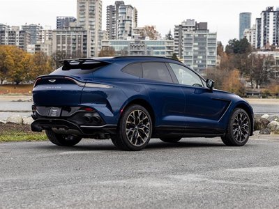 Aston Martin DBX707  2023 à Vancouver, Colombie-Britannique