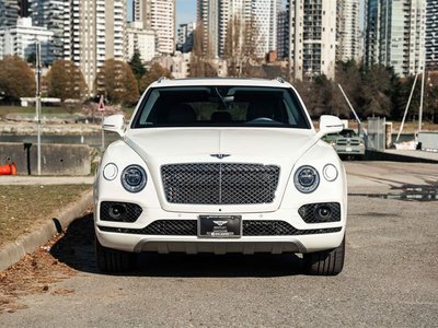 Bentley Bentayga  2018 à Vancouver, Colombie-Britannique