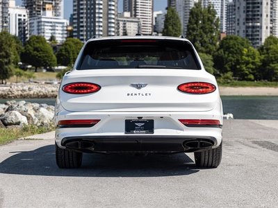 Bentley Bentayga  2023 à Vancouver, Colombie-Britannique