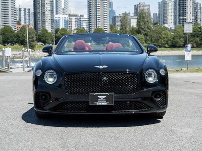 Bentley Continental GTC  2024 à Vancouver, Colombie-Britannique