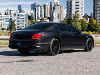 Bentley Flying Spur  2021 à Vancouver, Colombie-Britannique