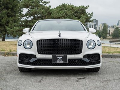 Bentley Flying Spur  2024 à Vancouver, Colombie-Britannique