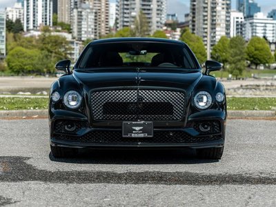 Bentley Flying Spur  2024 à Vancouver, Colombie-Britannique