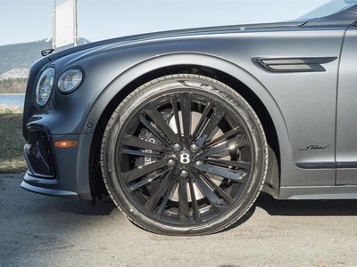 2025 Bentley Flying Spur in Vancouver, British Columbia