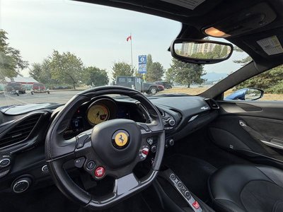 Ferrari 488  2018 à Vancouver, Colombie-Britannique