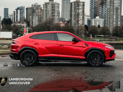2026 Lamborghini Urus in Vancouver, British Columbia