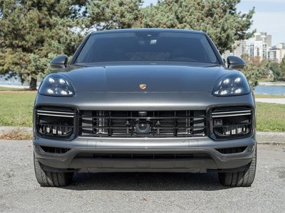 2023 Porsche Cayenne in Vancouver, British Columbia