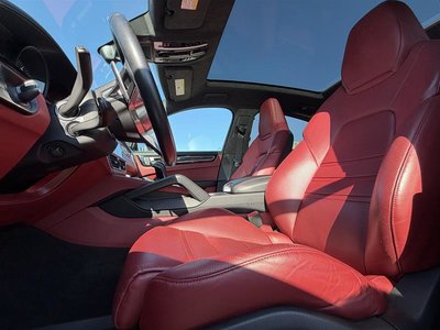 2023 Porsche Cayenne in Vancouver, British Columbia