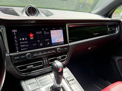 2020 Porsche Macan in Vancouver, British Columbia