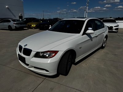 BMW 323i  2007 à Aurora, Ontario