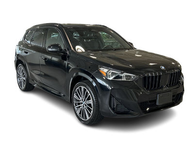 BMW X1  2023 à Aurora, Ontario