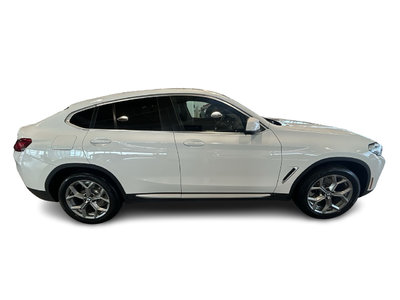 2024 BMW X4 in Aurora, Ontario