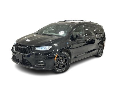 2022 Chrysler Pacifica in Aurora, Ontario