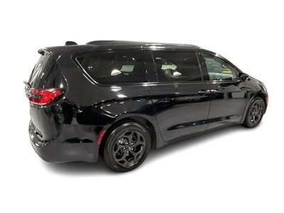 2022 Chrysler Pacifica in Aurora, Ontario