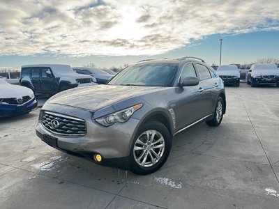 2009 Infiniti FX35 in Aurora, Ontario