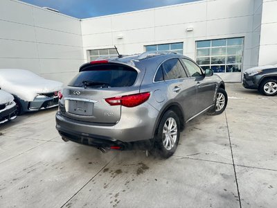 2009 Infiniti FX35 in Aurora, Ontario