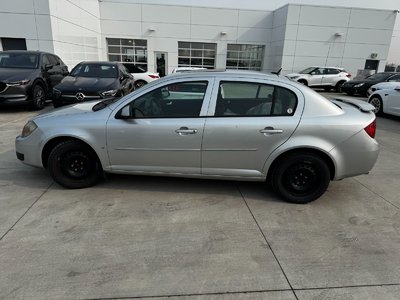 Pontiac G5  2009 à Aurora, Ontario