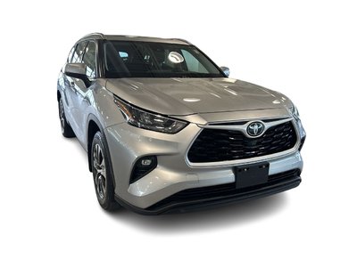 2020 Toyota Highlander in Aurora, Ontario