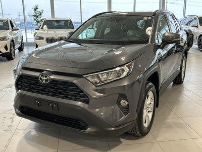 2019 Toyota RAV4 in Aurora, Ontario
