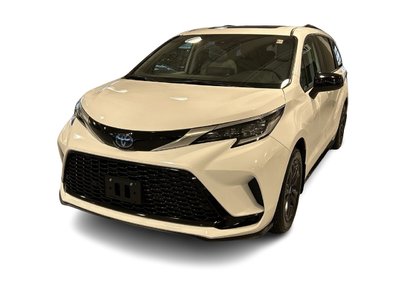 2024 Toyota Sienna Hybrid in Aurora, Ontario