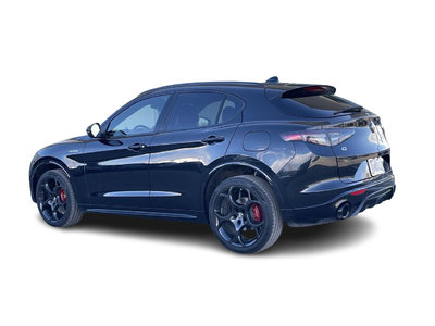 Alfa Romeo Stelvio  2024 à Calgary, Alberta